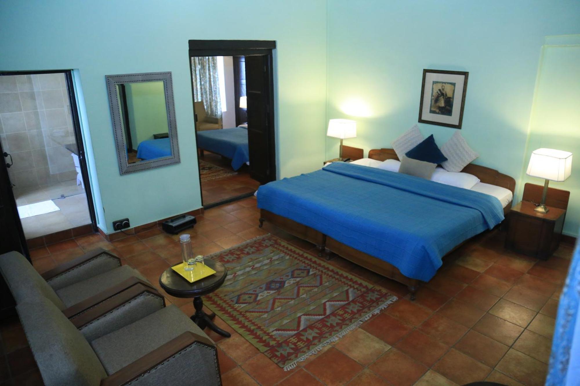 Deluxe Suite
