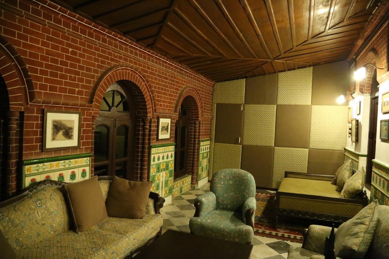 Luxury Suite